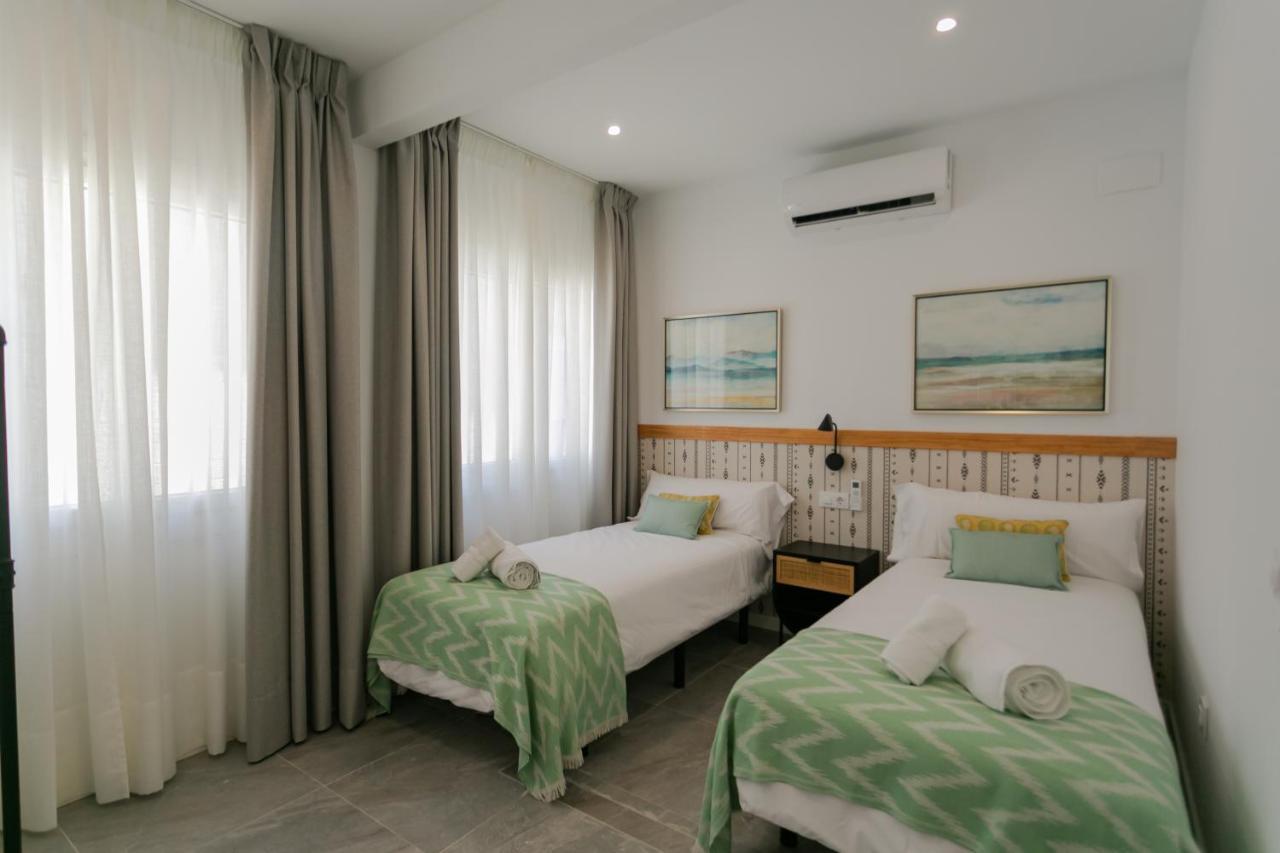 Lujoso Apartamento Con Piscina Compartida 3 Sevilla Eksteriør bilde